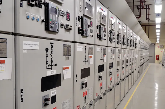 How to Install and Maintain Metal-Clad Switchgear Safely in 2026